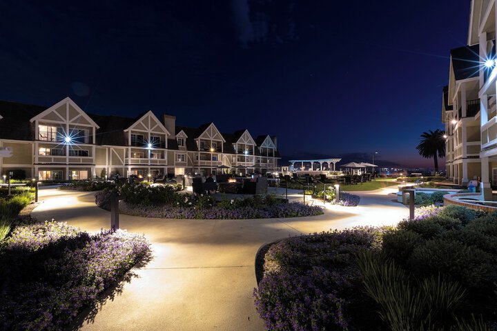 Hotel Exterior 98 of 99