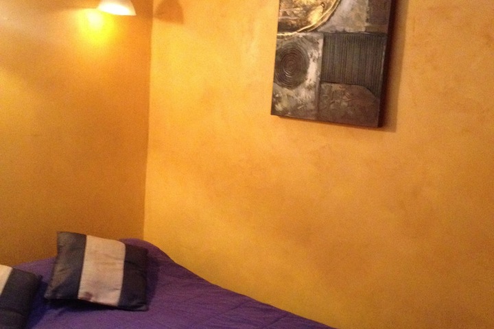 Room 8 of 70