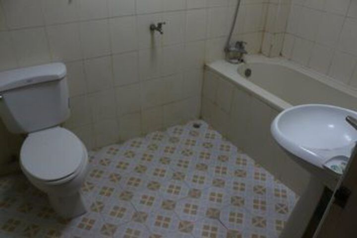 Room 3 of 16