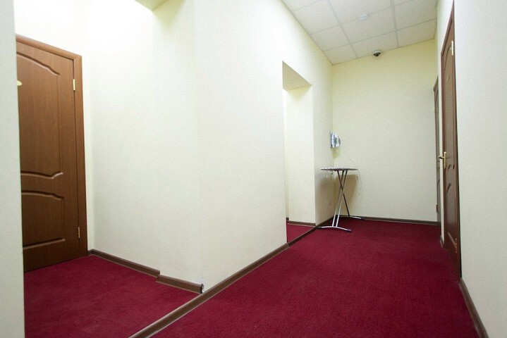 Ballroom/Hall 18 of 21