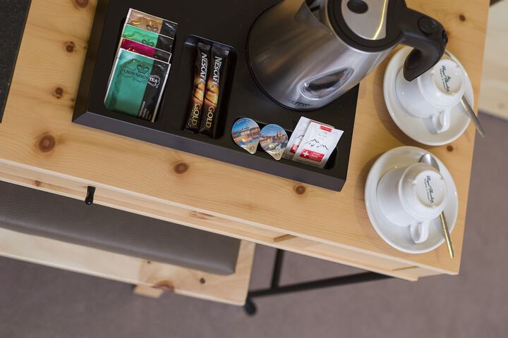 Breakfast/Coffee Service 16 of 48