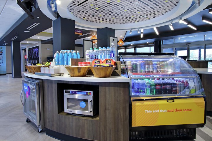 Snack bar