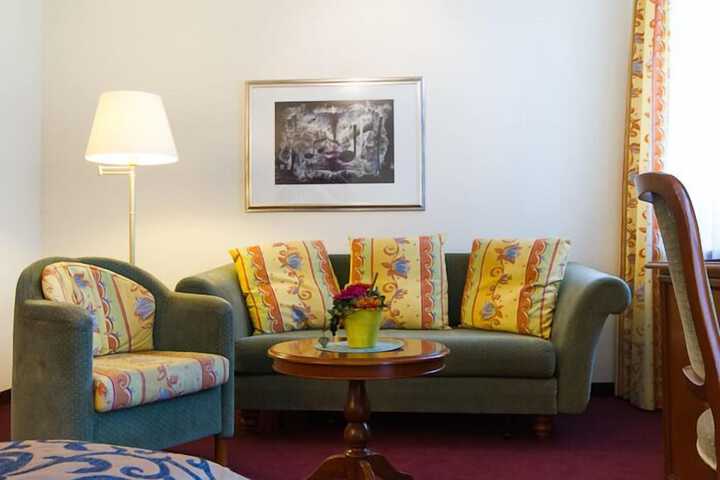 Room 23 of 43