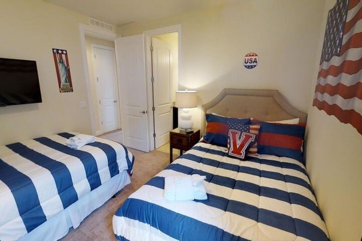 Room 13 of 46