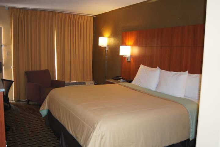 Room 17 of 101