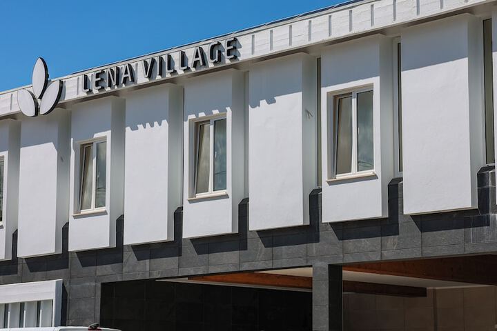 Hotel Lena Village