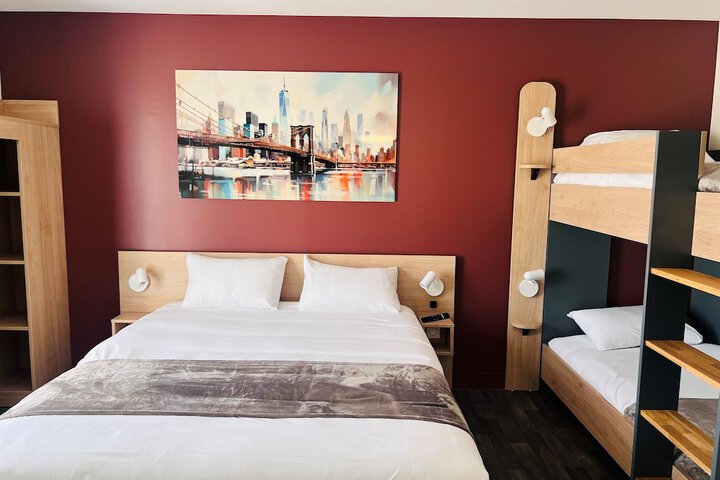 Room 22 of 51