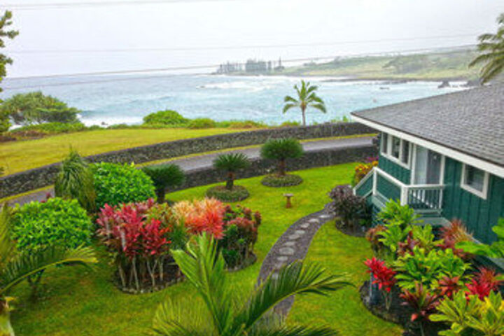 Hana Oceanfront Cottages