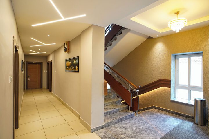 Hotel 80 of 83