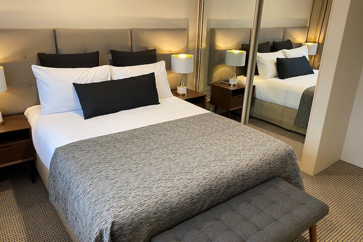 Room 16 of 44