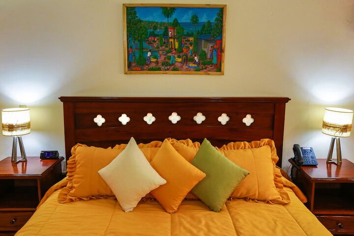 Room 25 of 224