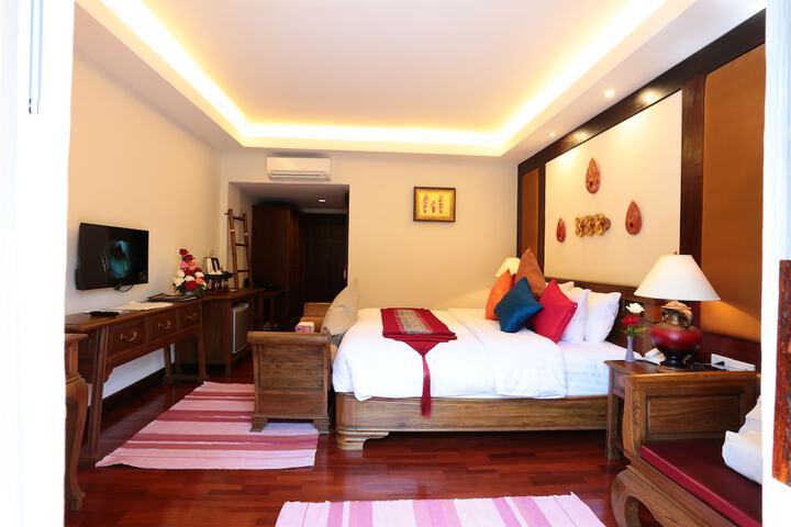 Room 20 of 98