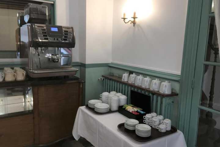 Breakfast/Coffee Service 45 of 61