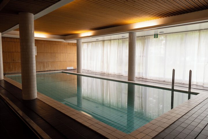 Hotel Pool