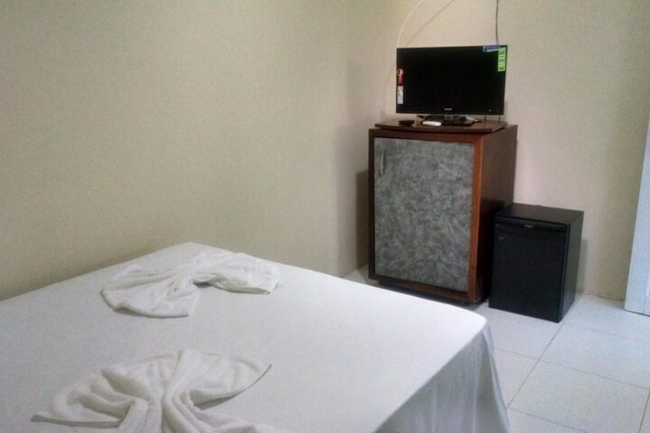 Room 14 of 63