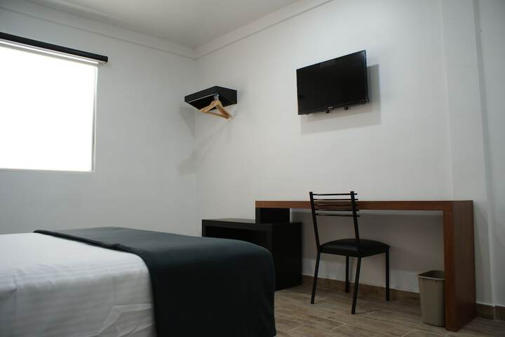 Room 8 of 15