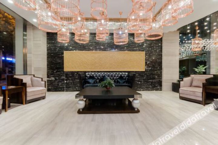 Hotel Interior 12 of 25