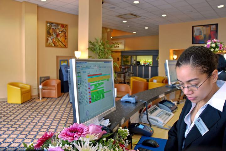 Guest Lobby