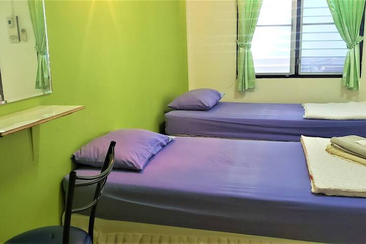 Room 18 of 49