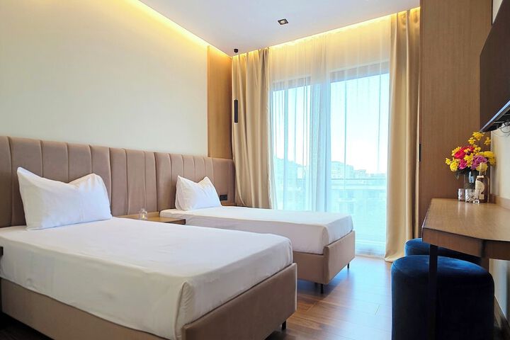 Room 63 of 96
