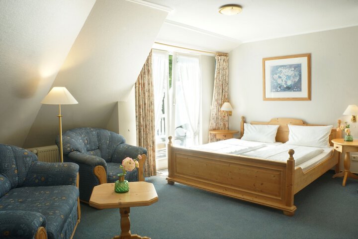 Room 50 of 72