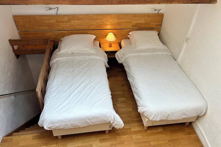 Room 3 of 24