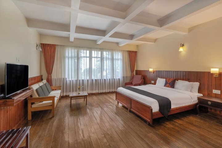 Room 14 of 28