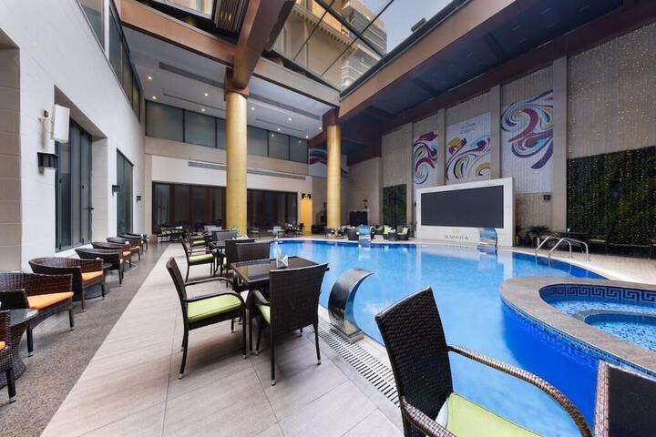 Pool 34 of 60