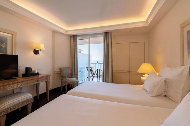 Room 15 of 63