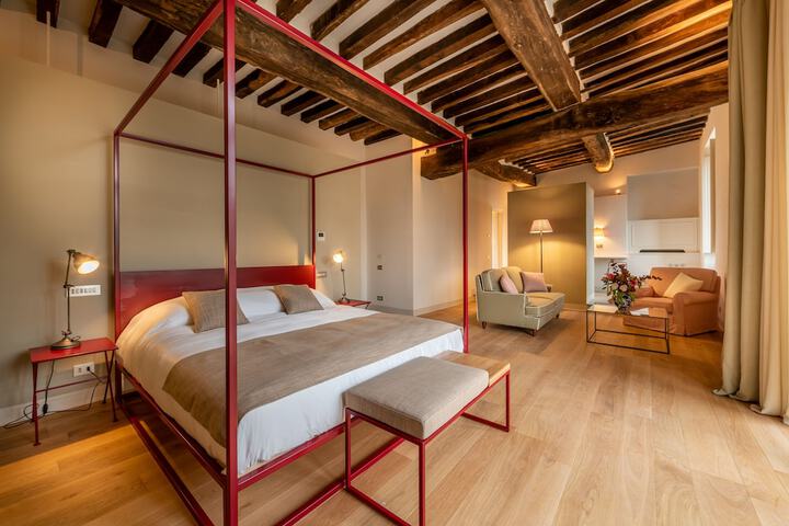 Room 13 of 62