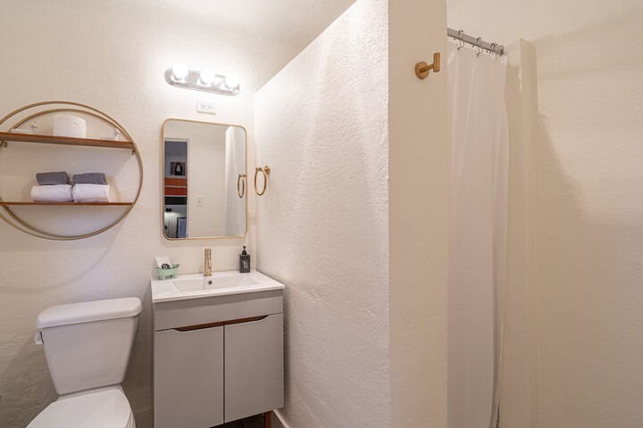 Room 45 of 71