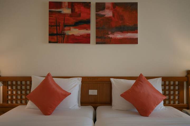 Room 12 of 71