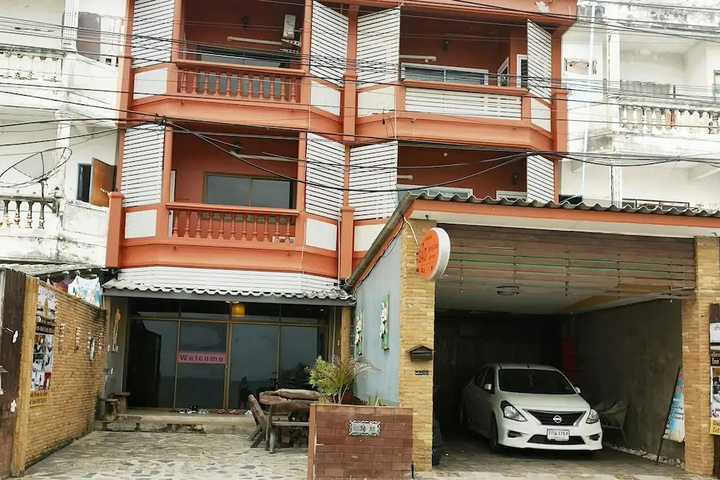 GAO SAENGCHAN BEACHFRONT