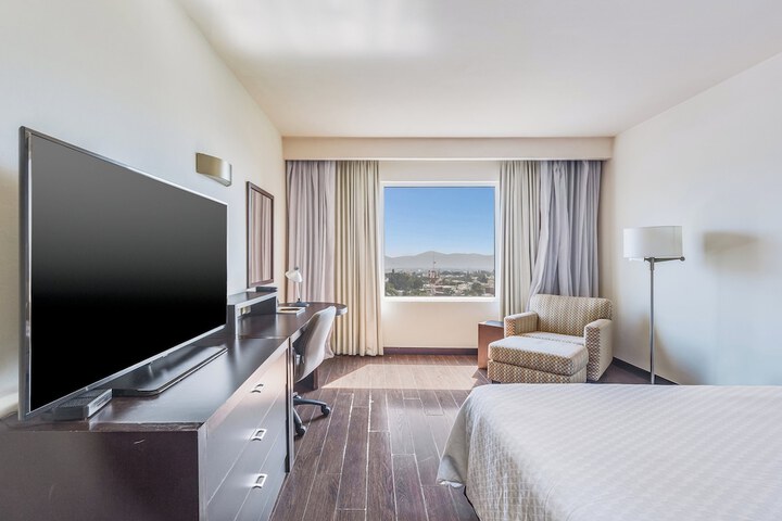 Room 12 of 86