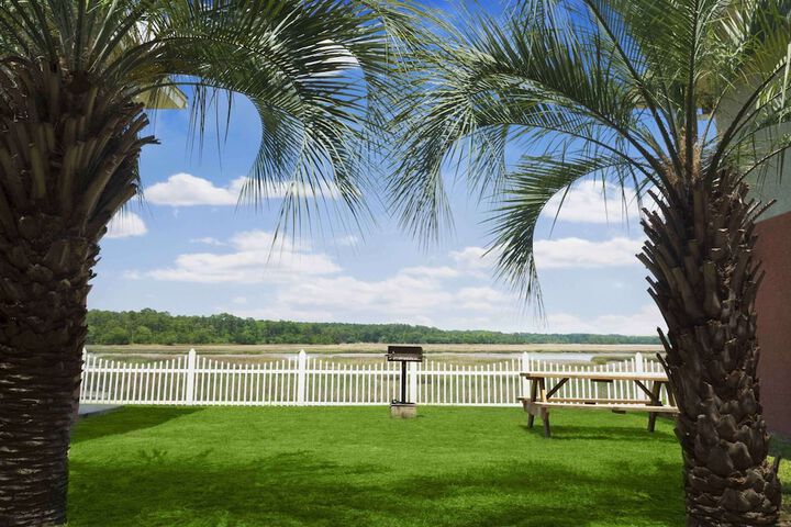BBQ/picnic area