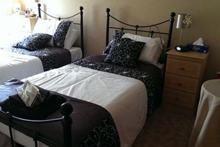 Room 4 of 4