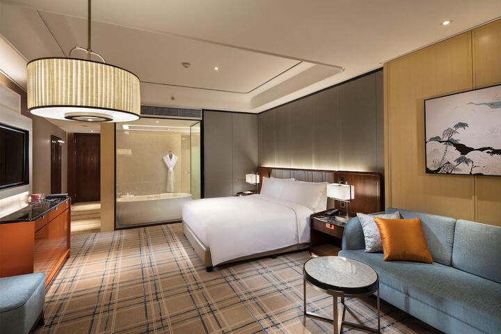 Room 29 of 70
