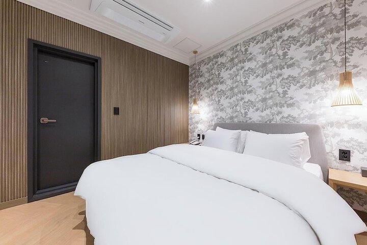 Room 15 of 72