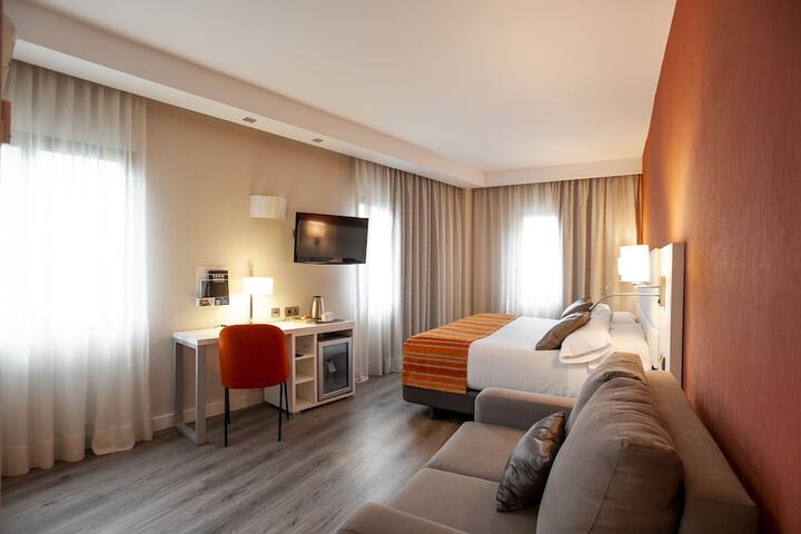 Room 12 of 45