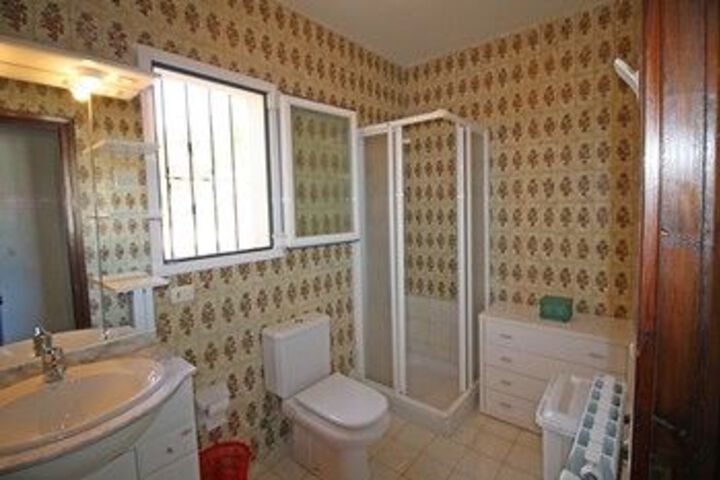 Room 3 of 24