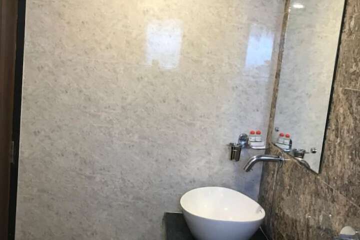 Room 44 of 53