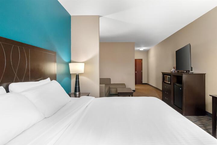 Room 18 of 40