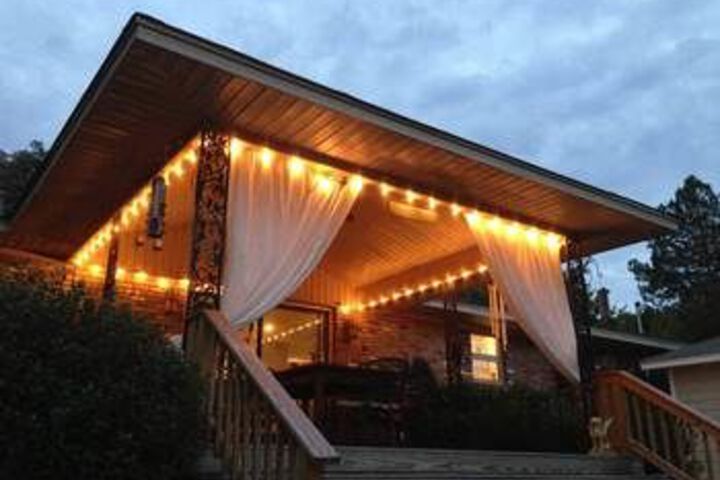 Exterior of The Barred Owl Inn
