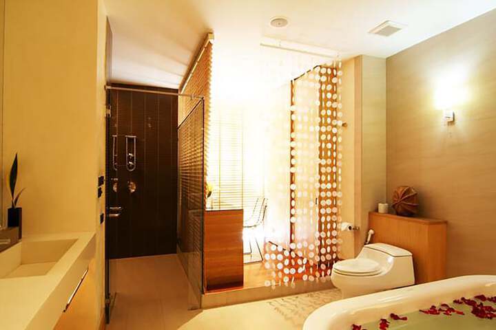 Room 26 of 36