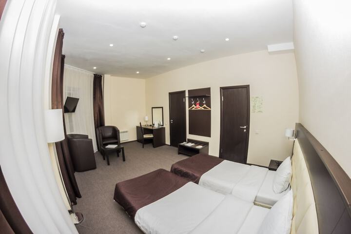Room 21 of 50