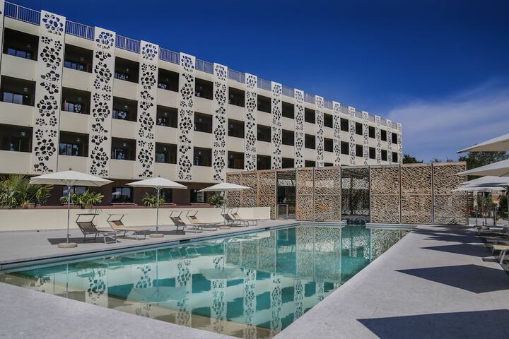 Exterior of Hotel Restaurant San Lucianu