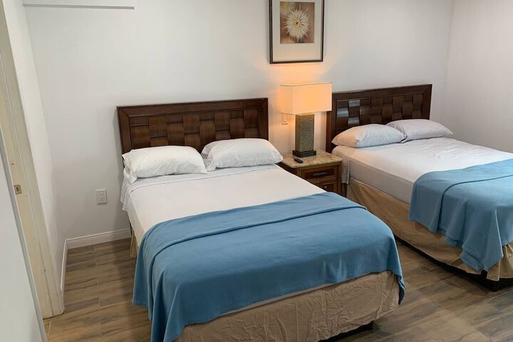 Room 3 of 11