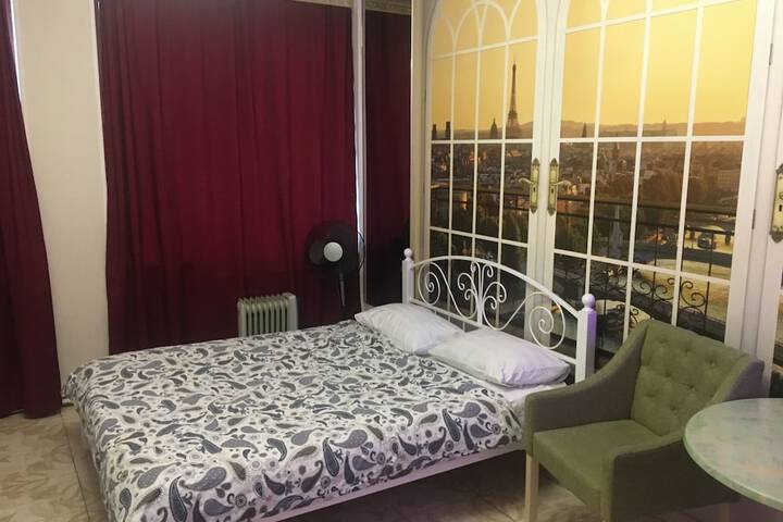 Room 19 of 37