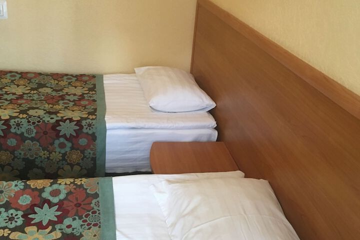 Room 16 of 54