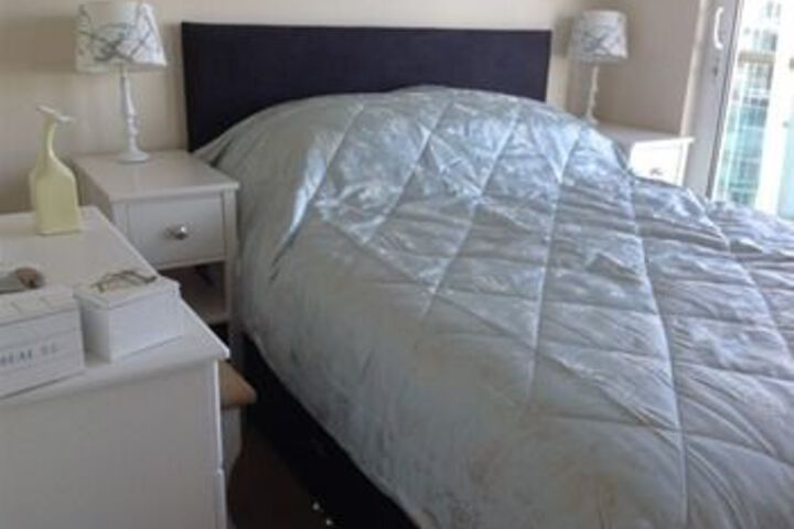 Room 11 of 24